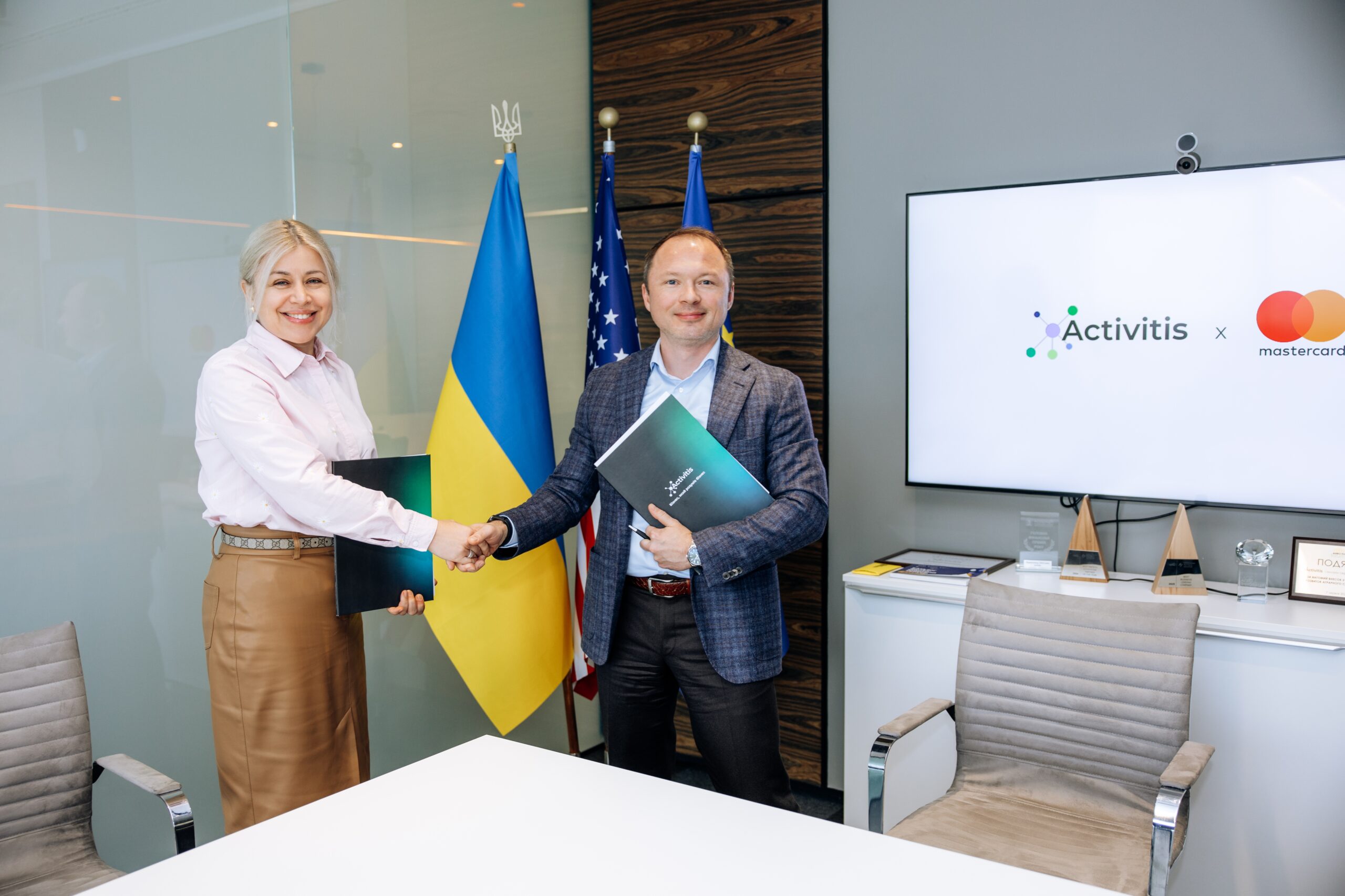 Mastercard розпочинає комплексну співпрацю з українською фінтех-інфраструктурою Activitis для створення нових можливостей для підприємців.